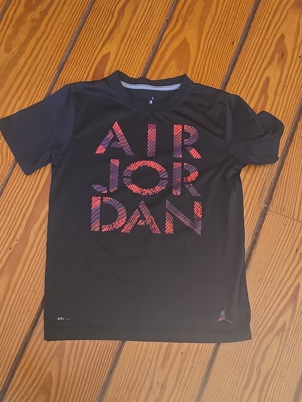 Jordan Black Short-Sleeve Tee with Red Gradient 'Air Jordan' Graphic Kids M